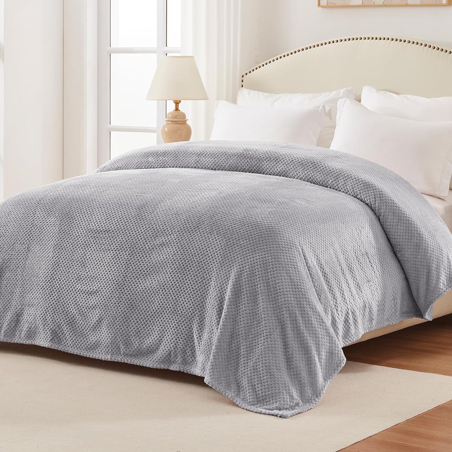 Fleece Bed Blanket King Size, Super Soft and Warm Blankets for Couch, Sofa and Bed Waffle Textured, Cozy, Fuzzy and Lightweight (Light Grey, 90X104 Inches)