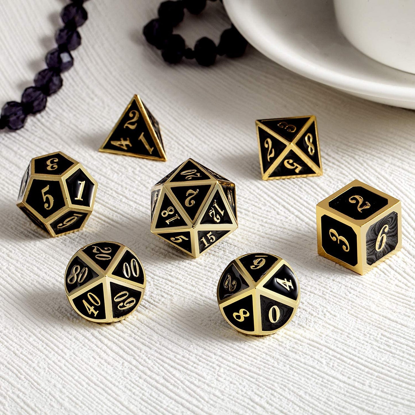 D&D Game Metal Dice Set,  Color Changing Mettallic Dice with Free Metal Tin for DND Dungeons and Dragons Role Playing Table Games (Glod Number with Black to Blue)